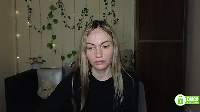BlondMikey22 online show from May 8, 2026, 11:25 am
