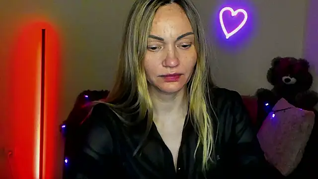 BlondMikey22 online show from May 30, 2026, 5:25 am