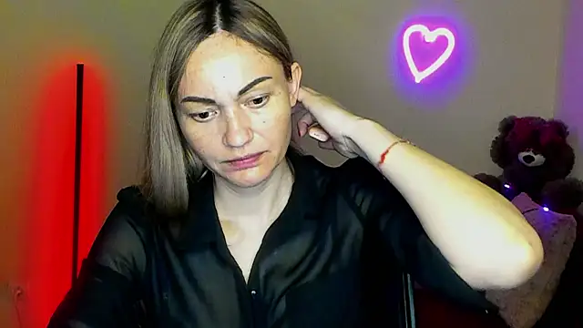 BlondMikey22 online show from May 22, 2026, 11:30 am