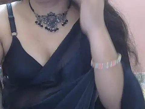 Cute Sheetal online show from March 20, 2026, 1:56 pm