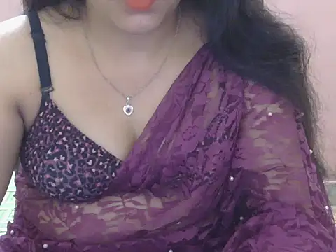 Cute Sheetal online show from April 28, 2026, 12:53 pm