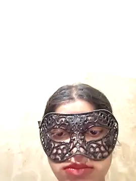 Heena rani online show from April 13, 2026, 3:38 pm