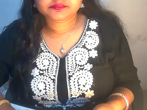 Snapshot of Saniya_K2 chatting on February 7, 2026, 6:38 pm Saniya K2 online show from February 7, 2026, 6:38 pm