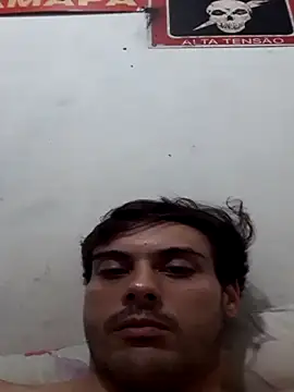 Snapshot of henriquefc2712 chatting on March 26, 2026, 6:55 am henriquefc2712 online show from March 26, 2026, 6:55 am