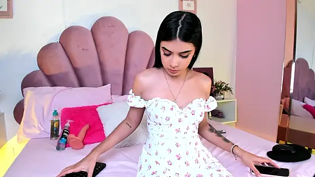 Snapshot of Lili_Stone_ chatting on March 9, 2026, 3:10 am Lili Stone online show from March 9, 2026, 3:10 am