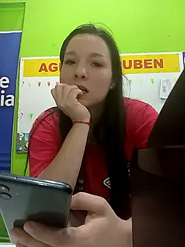 Snapshot of Beesametoda chatting on February 21, 2026, 6:54 pm Beesametoda online show from February 21, 2026, 6:54 pm