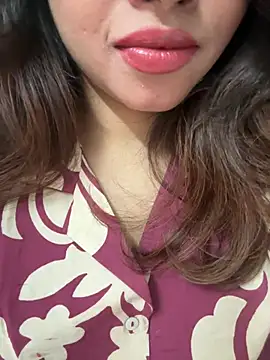 Snapshot of riya_sharma11 chatting on February 26, 2026, 12:21 am riya sharma11 online show from February 26, 2026, 12:21 am