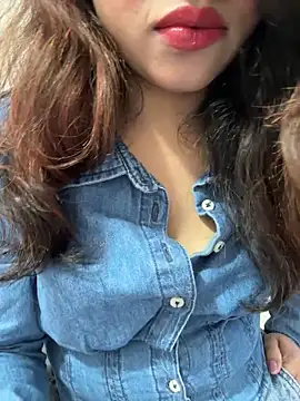 Snapshot of riya_sharma11 chatting on April 14, 2026, 5:12 am riya sharma11 online show from April 14, 2026, 5:12 am