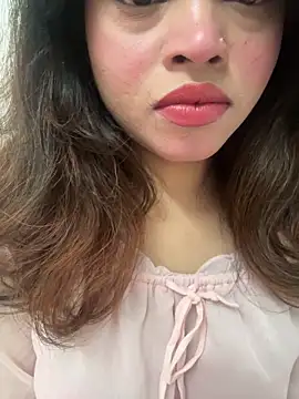 Snapshot of riya_sharma11 chatting on March 1, 2026, 3:34 pm riya sharma11 online show from March 1, 2026, 3:34 pm