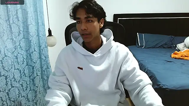 Pedestal diamant online show from April 2, 2026, 11:33 pm