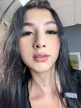 BadLilAngelXXX online show from April 10, 2026, 1:07 pm