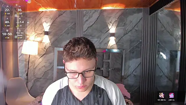 Manson and Zoe online show from May 17, 2026, 11:43 am