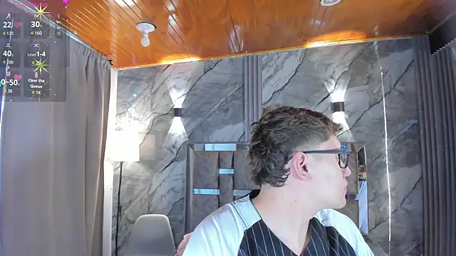 Manson and Zoe online show from May 23, 2026, 11:42 am