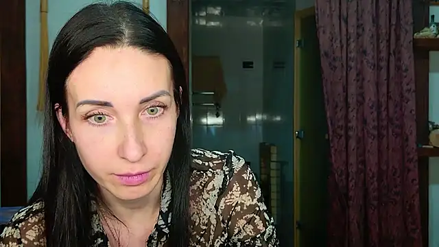 Poorlamb911 online show from February 10, 2026, 8:19 pm