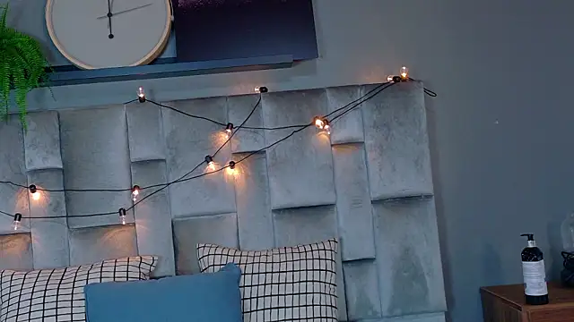 Snapshot of FernandaBrown__ chatting on February 13, 2026, 7:25 pm FernandaBrown online show from February 13, 2026, 7:25 pm