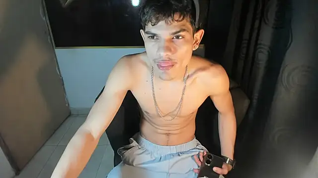 Snapshot of Jesshot_bigcock20cm chatting on June 15, 2026, 8:03 am Jesshot bigcock20cm online show from June 15, 2026, 8:03 am