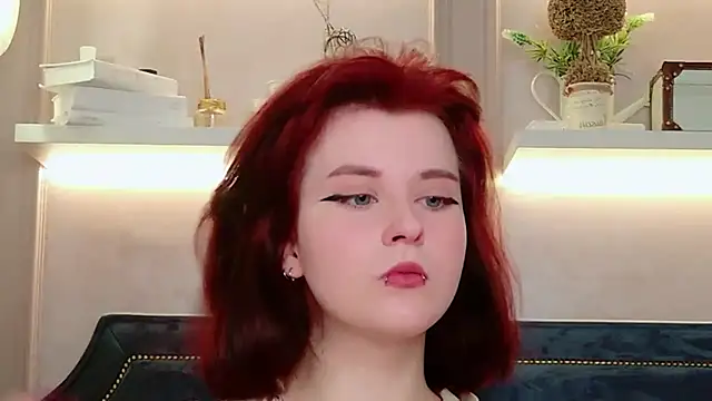 Milana Bold online show from May 22, 2026, 8:40 pm