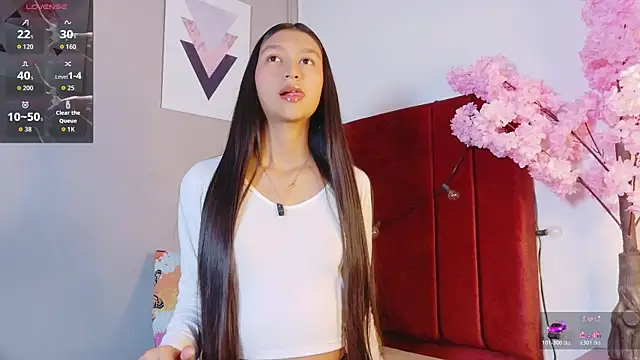 ThinPrincesss online show from April 12, 2026, 12:30 pm