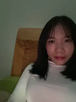 DoliceGirl2k online show from February 13, 2026, 8:25 am