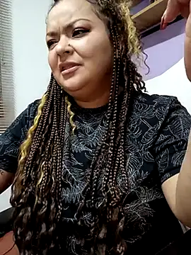 Snapshot of SweettSin chatting on February 22, 2026, 4:48 am SweettSin online show from February 22, 2026, 4:48 am