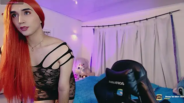 Snapshot of Clary_Fray_ chatting on April 7, 2026, 10:50 am Clary Fray online show from April 7, 2026, 10:50 am