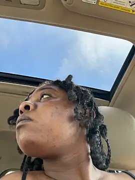 Snapshot of Ebony_Queeen chatting on May 9, 2026, 3:26 pm Ebony Queeen online show from May 9, 2026, 3:26 pm