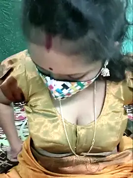 Snapshot of Tamilkannadacouple chatting on April 30, 2026, 5:47 am Tamilkannadacouple online show from April 30, 2026, 5:47 am