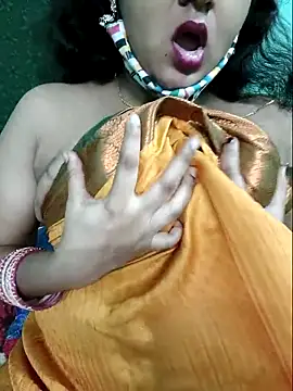 Snapshot of Tamilkannadacouple chatting on May 2, 2026, 6:02 pm Tamilkannadacouple online show from May 2, 2026, 6:02 pm