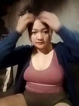 Snapshot of cuunon11 chatting on February 8, 2026, 6:33 am cuunon11 online show from February 8, 2026, 6:33 am