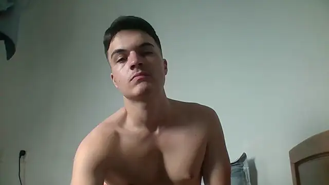 Snapshot of MrPine19 chatting on February 13, 2026, 6:24 am MrPine19 online show from February 13, 2026, 6:24 am