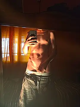 Snapshot of Ignacio_navarro chatting on March 1, 2026, 7:58 pm Ignacio navarro online show from March 1, 2026, 7:58 pm