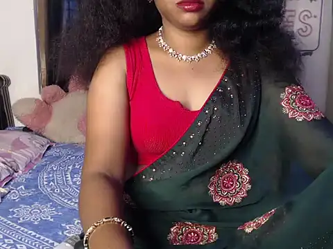 Snapshot of VixenNandhu chatting on April 8, 2026, 1:51 am VixenNandhu online show from April 8, 2026, 1:51 am