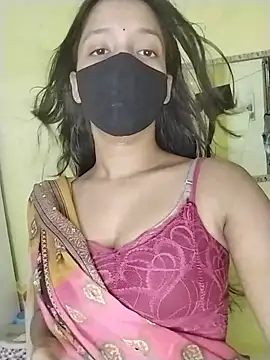 Naina-hott online show from June 3, 2026, 3:39 pm