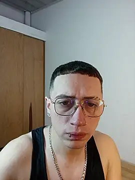 Snapshot of Emmanuel_Lust chatting on February 9, 2026, 12:47 pm Emmanuel Lust online show from February 9, 2026, 12:47 pm