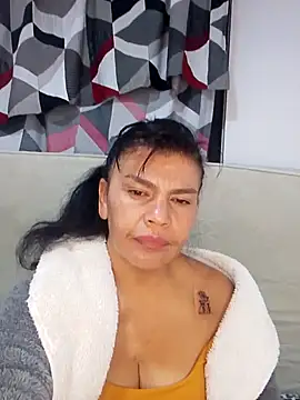 Snapshot of jennifer_0717 chatting on April 1, 2026, 3:52 am jennifer 0717 online show from April 1, 2026, 3:52 am