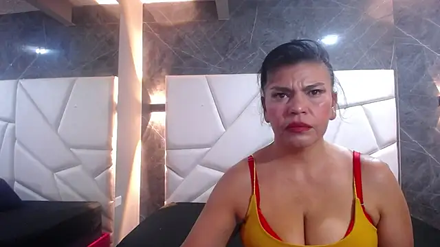 Snapshot of jennifer_0717 chatting on March 17, 2026, 1:19 am jennifer 0717 online show from March 17, 2026, 1:19 am