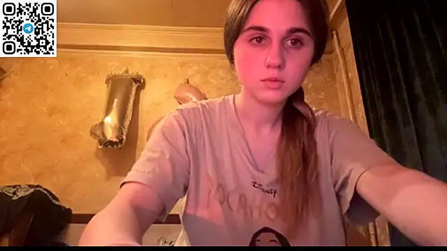 LovelySilk 63 online show from May 8, 2026, 7:39 pm
