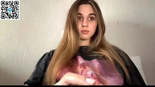 LovelySilk 63 online show from May 28, 2026, 2:45 pm