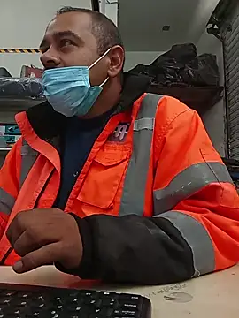 Snapshot of OMARMEX1 chatting on April 6, 2026, 3:13 pm OMARMEX1 online show from April 6, 2026, 3:13 pm