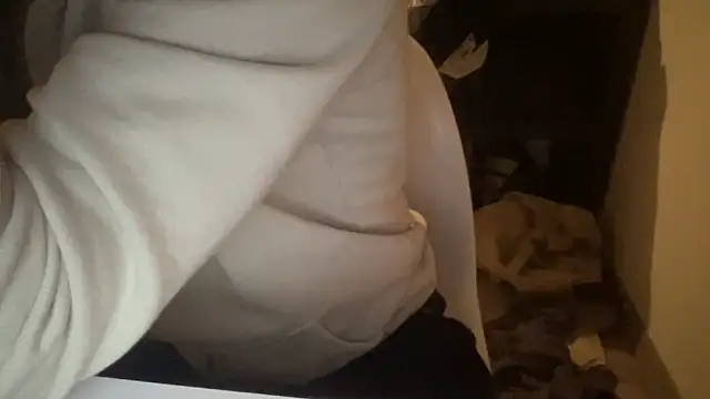 raoulbtnbois online show from February 15, 2026, 1:39 am