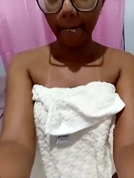 Maischa online show from March 24, 2026, 1:05 am