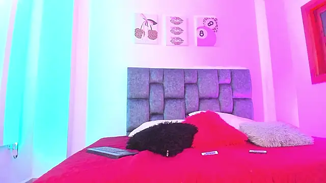 Snapshot of Madison_Rosee chatting on March 13, 2026, 11:26 am Madison Rosee online show from March 13, 2026, 11:26 am