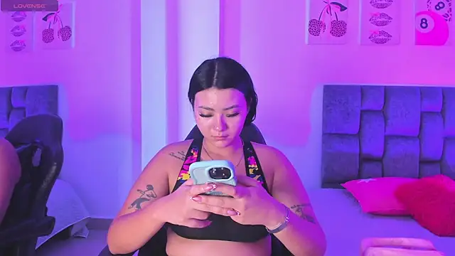 Snapshot of Madison_Rosee chatting on May 4, 2026, 12:47 am Madison Rosee online show from May 4, 2026, 12:47 am