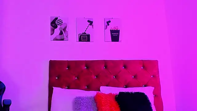 Snapshot of Madison_Rosee chatting on March 16, 2026, 12:40 am Madison Rosee online show from March 16, 2026, 12:40 am