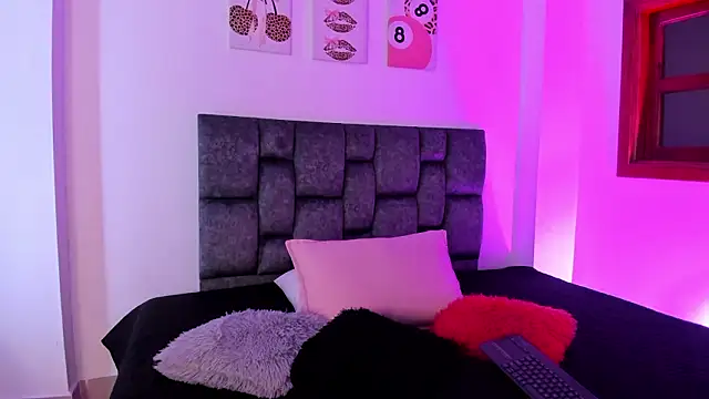 Snapshot of Madison_Rosee chatting on March 21, 2026, 6:23 pm Madison Rosee online show from March 21, 2026, 6:23 pm