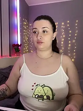 lipsi vikki online show from February 14, 2026, 7:36 pm