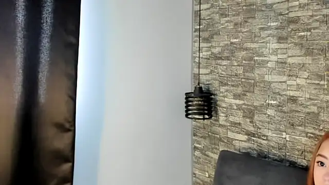 Snapshot of ASHLEY_COLLINS1 chatting on May 4, 2026, 1:25 pm ASHLEY COLLINS1 online show from May 4, 2026, 1:25 pm