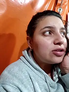 MajoArias online show from February 15, 2026, 5:08 am