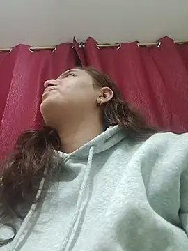 Snapshot of MajoArias chatting on May 3, 2026, 2:05 am MajoArias online show from May 3, 2026, 2:05 am