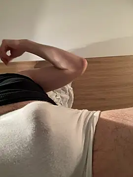 Snapshot of PeneSpessoUncut chatting on February 6, 2026, 7:43 pm PeneSpessoUncut online show from February 6, 2026, 7:43 pm